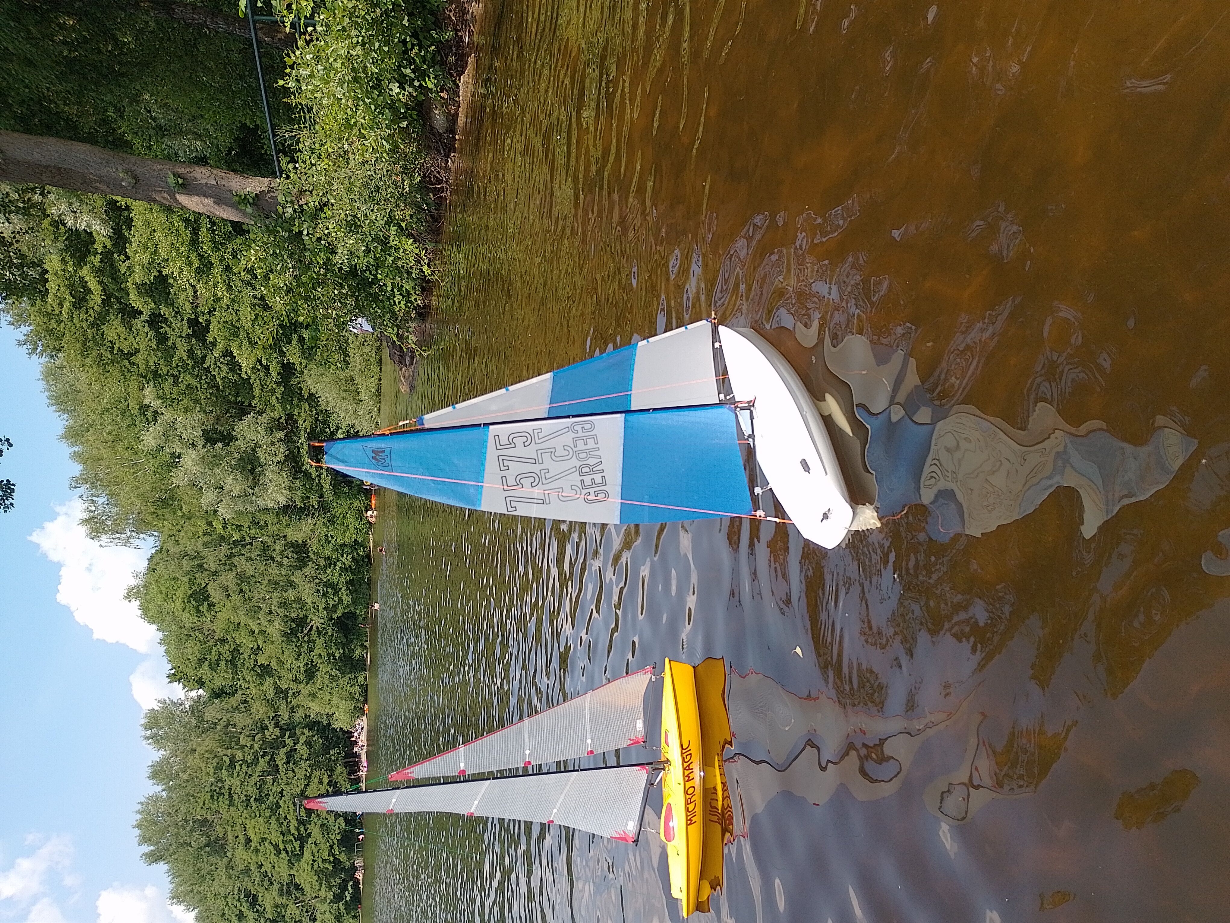 Danach wieder schwimmen gehen. In der ☀️ sehr heiß, Wassertemp. 25°.