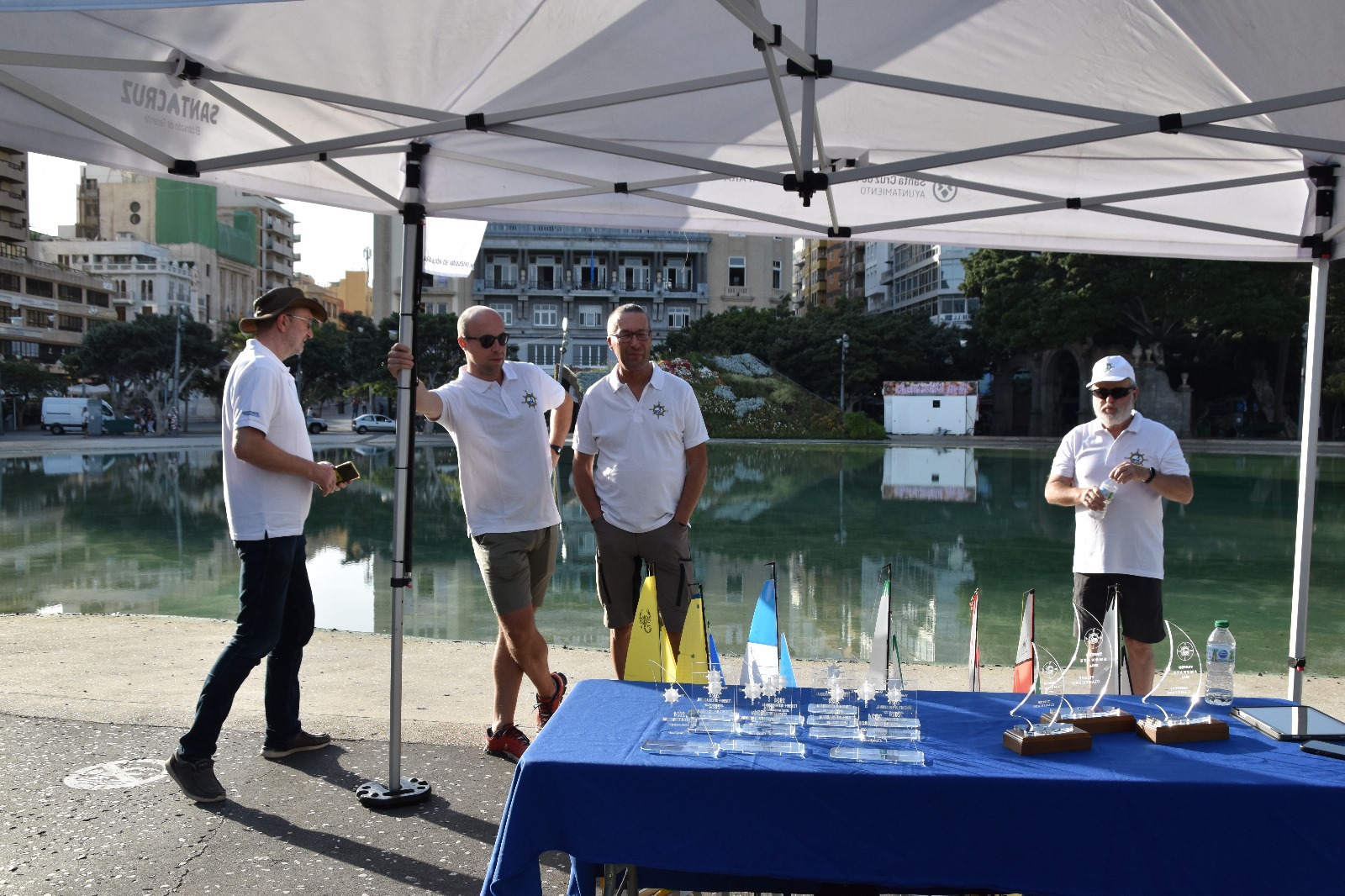 Festländische Teilnehmer